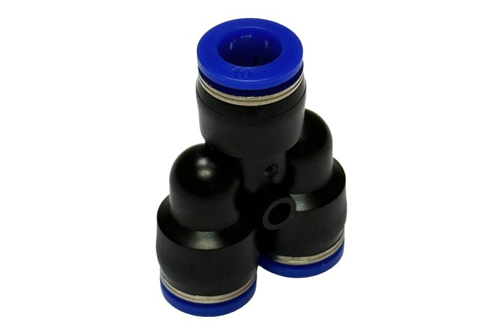 AF Hydro push-in reducing Y-splitter, larger inlet and two smaller outlets
