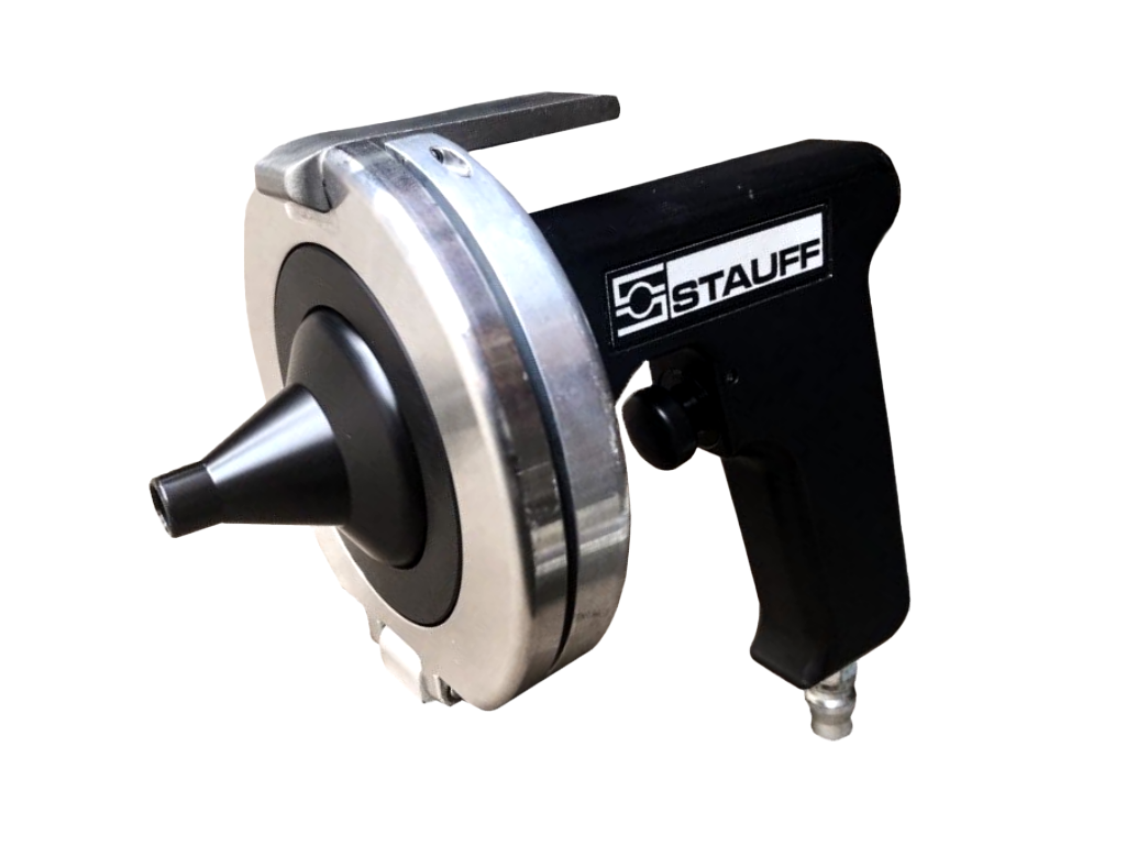 STAUFF launcher fitted with a small conical nozzle for a narrow bore